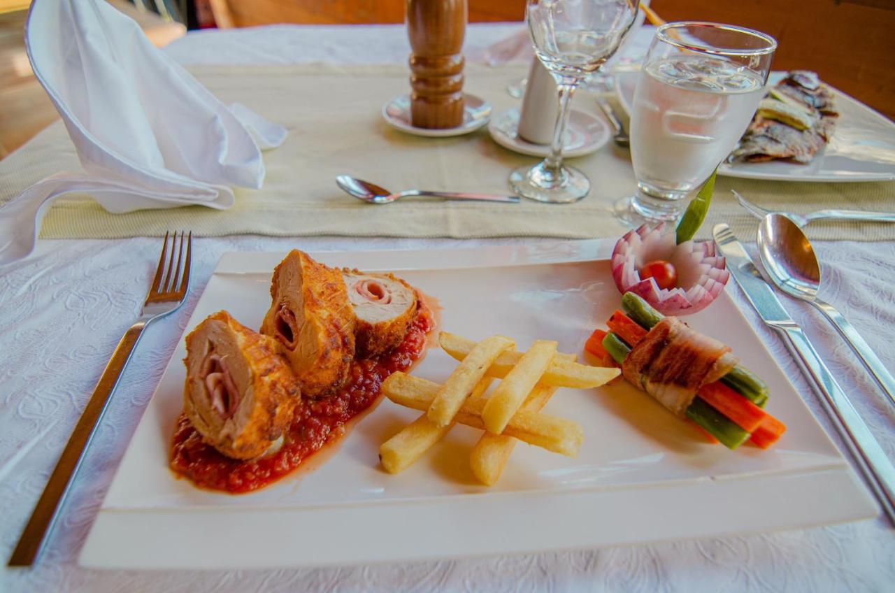 Hotel Piedras Blancas - Comfenalco Antioquia กวาร์เน ภายนอก รูปภาพ